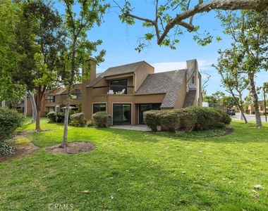 1 Moss Glen - Photo Thumbnail 32