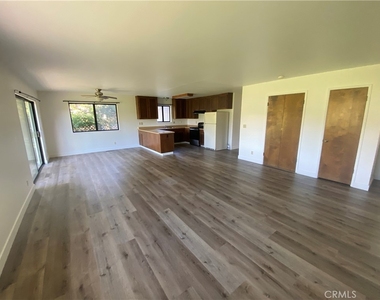19742 Oak Flat Road - Photo Thumbnail 2