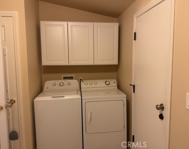 40913 Lincoln Place - Photo Thumbnail 20
