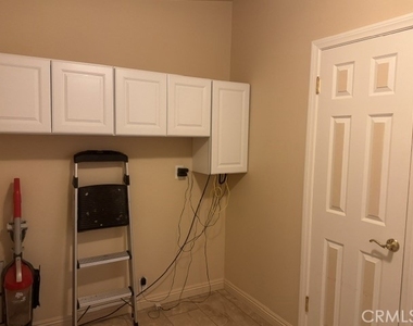 40913 Lincoln Place - Photo Thumbnail 21