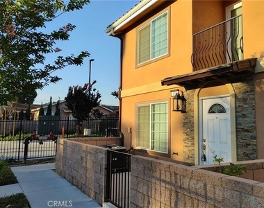 16408 Valencia Avenue - Photo Thumbnail 8