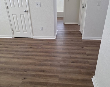 16784 Sultana Street - Photo Thumbnail 5
