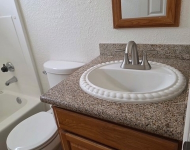 16784 Sultana Street - Photo Thumbnail 8