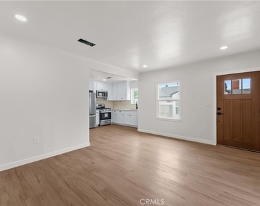 6222 Magnolia Avenue - Photo Thumbnail 1
