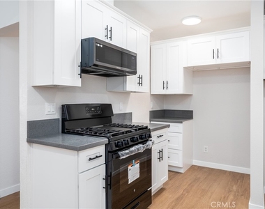 6226 Magnolia Avenue - Photo Thumbnail 2