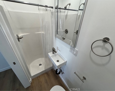 1541 N Hope Street - Photo Thumbnail 6