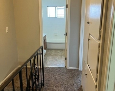 1060 E Foothill Boulevard - Photo Thumbnail 11