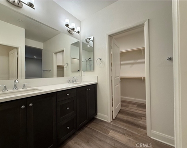 7362 Luminaire Place - Photo Thumbnail 32