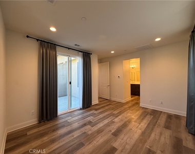 7362 Luminaire Place - Photo Thumbnail 30