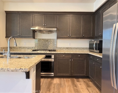 7362 Luminaire Place - Photo Thumbnail 14