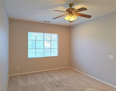 4531 Streamport Dr - Photo Thumbnail 8