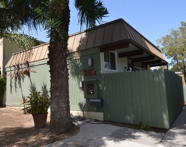 3113 5th Street - Photo Thumbnail 2