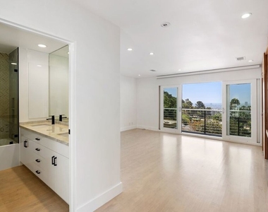 1404 Devlin Dr - Photo Thumbnail 32