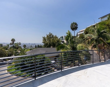1404 Devlin Dr - Photo Thumbnail 9