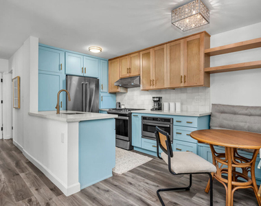 3640 Cardiff Avenue - Photo Thumbnail 7