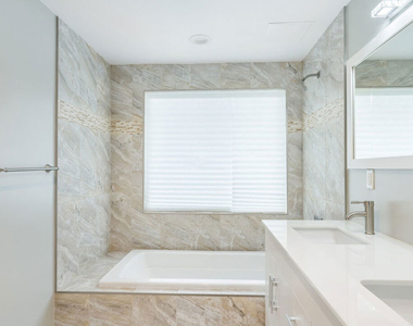 1357 Seward Street - Photo Thumbnail 22