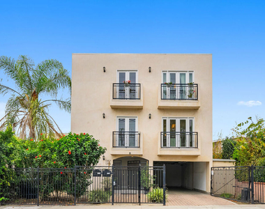 1357 Seward Street - Photo Thumbnail 37