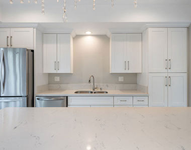 1357 Seward Street - Photo Thumbnail 12
