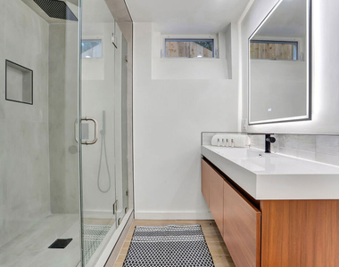 1145 S Longwood Avenue - Photo Thumbnail 41