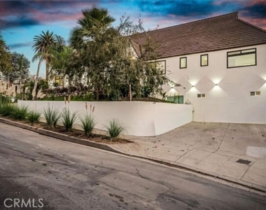 1145 S Longwood Avenue - Photo Thumbnail 43