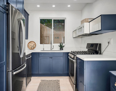 1145 S Longwood Avenue - Photo Thumbnail 34