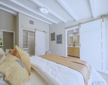 5628 Cleon Avenue - Photo Thumbnail 13