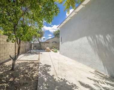 5628 Cleon Avenue - Photo Thumbnail 22