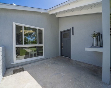 5628 Cleon Avenue - Photo Thumbnail 28