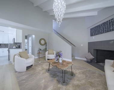 5628 Cleon Avenue - Photo Thumbnail 1