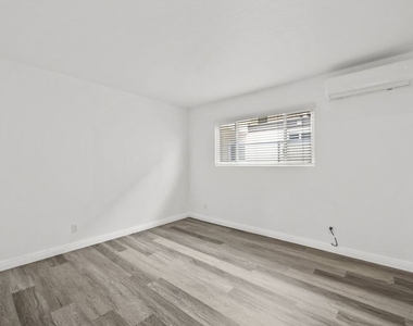 1556 W 227th Street - Photo Thumbnail 16