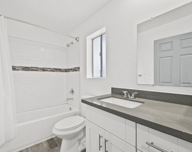 1556 W 227th Street - Photo Thumbnail 12