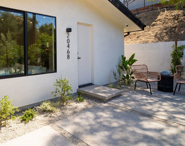 20466 Miranda Street - Photo Thumbnail 31