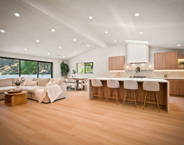 20466 Miranda Street - Photo Thumbnail 2