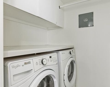 3201 Bonnie Hill Drive - Photo Thumbnail 23