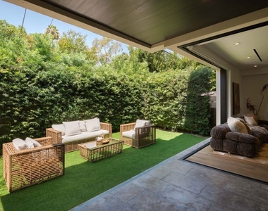 527 Norwich Drive - Photo Thumbnail 11