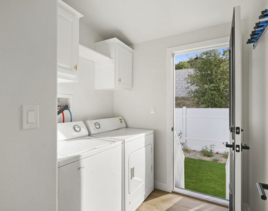30473 Mulholland Hwy - Photo Thumbnail 13