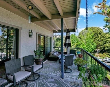 2376 Caringa Way - Photo Thumbnail 3