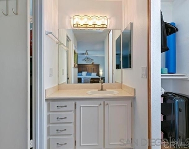 2376 Caringa Way - Photo Thumbnail 14