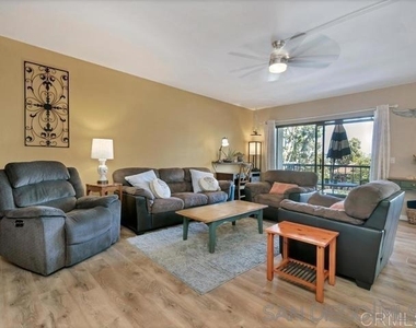 2376 Caringa Way - Photo Thumbnail 7