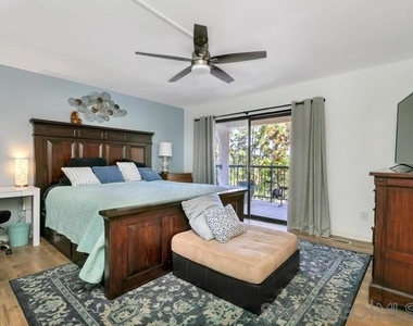 2376 Caringa Way - Photo Thumbnail 13