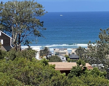 422 Culebra St. - Photo Thumbnail 4