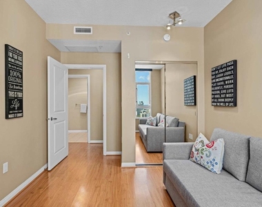 850 Beech St - Photo Thumbnail 22