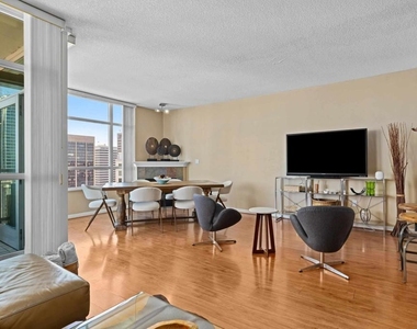 850 Beech St - Photo Thumbnail 5