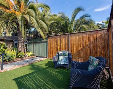 5037 Crestland Drive - Photo Thumbnail 2