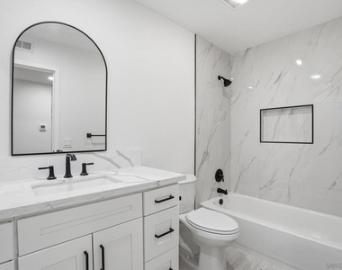 6864 Hyde Park Drive - Photo Thumbnail 11