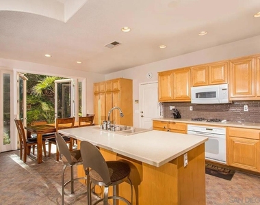 7127 Tanager Dr. - Photo Thumbnail 5