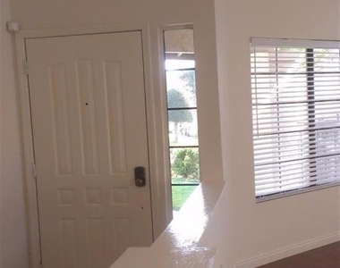 4117 Lost Springs Drive - Photo Thumbnail 7