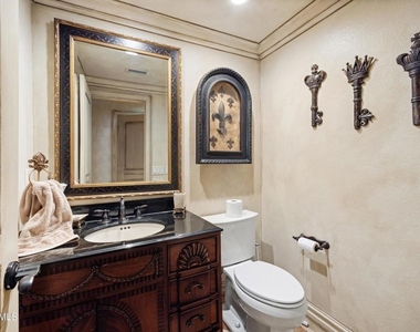 428 Woodland Road - Photo Thumbnail 8