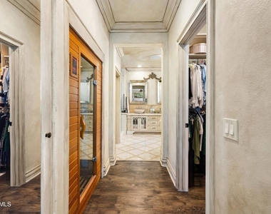 428 Woodland Road - Photo Thumbnail 10