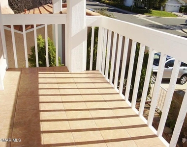 893 Lindawood Street - Photo Thumbnail 21